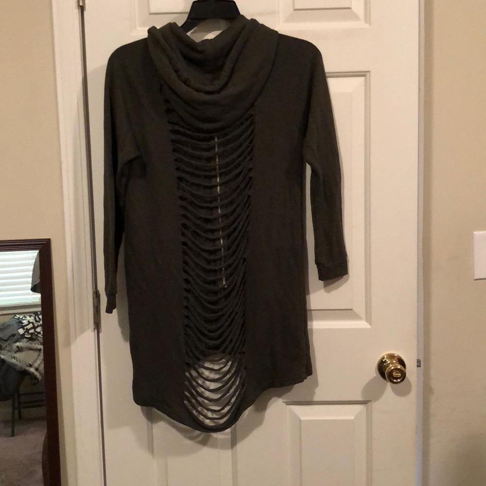Sweater - Picture 2 of 2